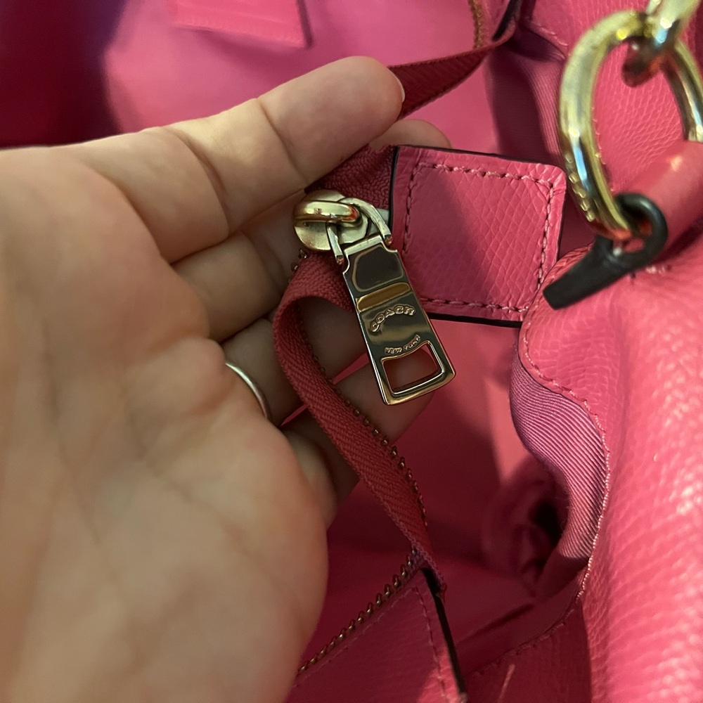 Coach Dahlia Diaper Bag – Pink Pebbled Leather Tote | Large Designer Baby Bag - Picture 11 of 14